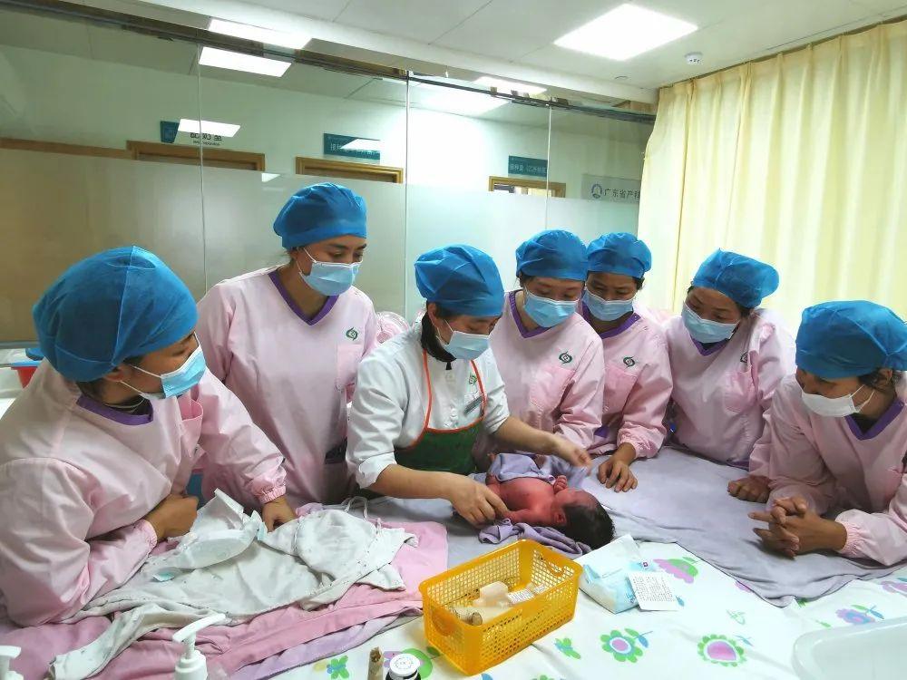 嵩县妇婴监护型护送